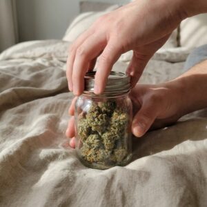 buds fleurs cbd indoor puff pastries bocal en verre hermetique